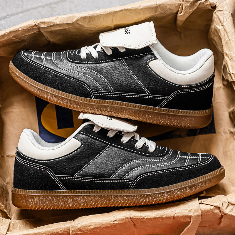 Casual Mens Sneakers with Platform Design for Daily Wear
