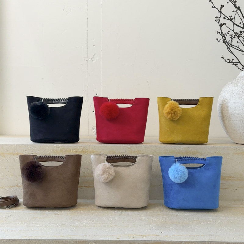 Women's large capacity handbag, student's high-end luxury spacious bag, simple and versatile shoulder bag, women's essential crossbody 