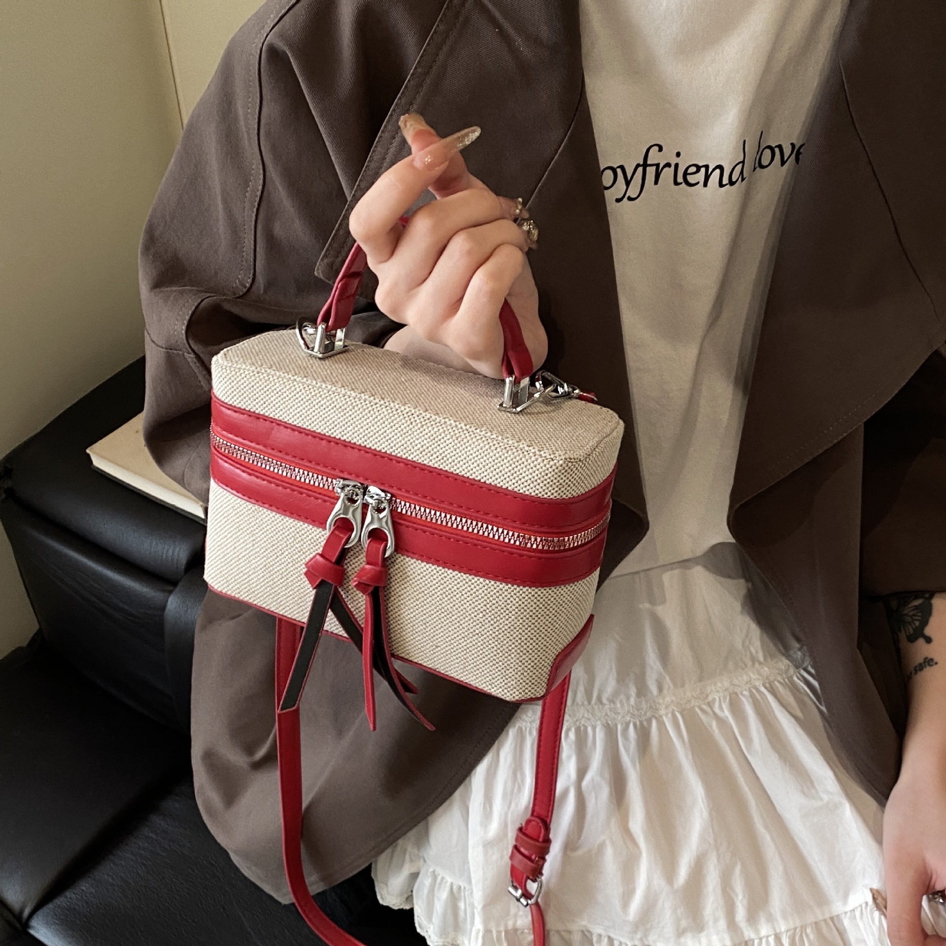Spring Summer New Trend Luxury Designer Bag Bag High End Free Shipping Woven Color Block Box Bag Versatile Handbag Shoulder Crossbody Women S Bag