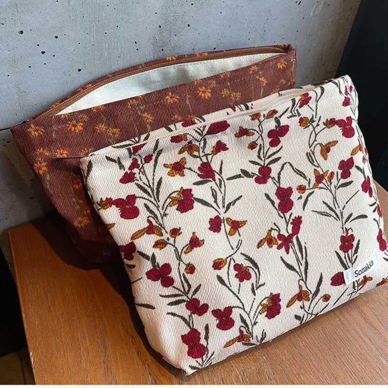 Makeup Bag for Women Portable Corduroy Vintage Flower Travel Wash Mobile Phone Storage Bag Girl Make Up Case PouchXJ250910
