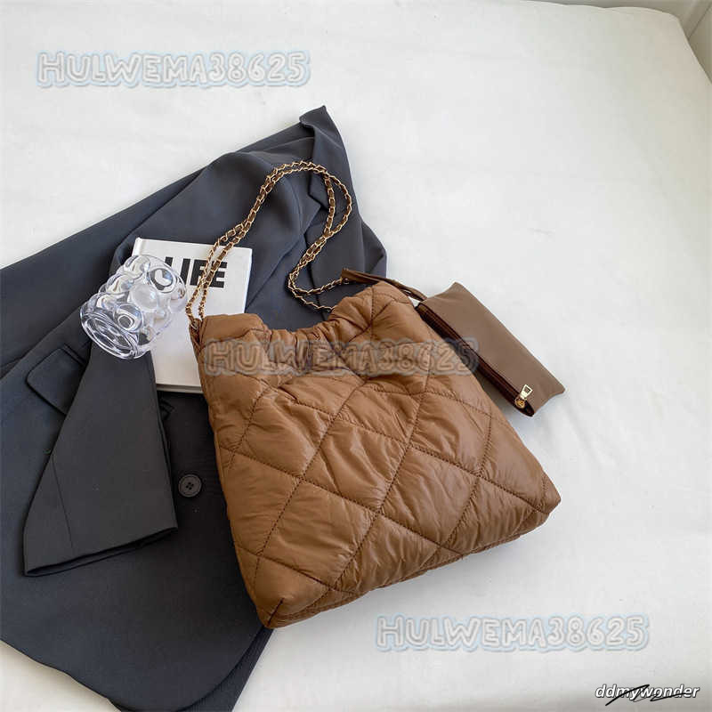 Soft Leather Large Capacity Fashion Single Shoulder For Women 2023 Summer Commuting Textured Underarm Stylish Casual Bag H250806