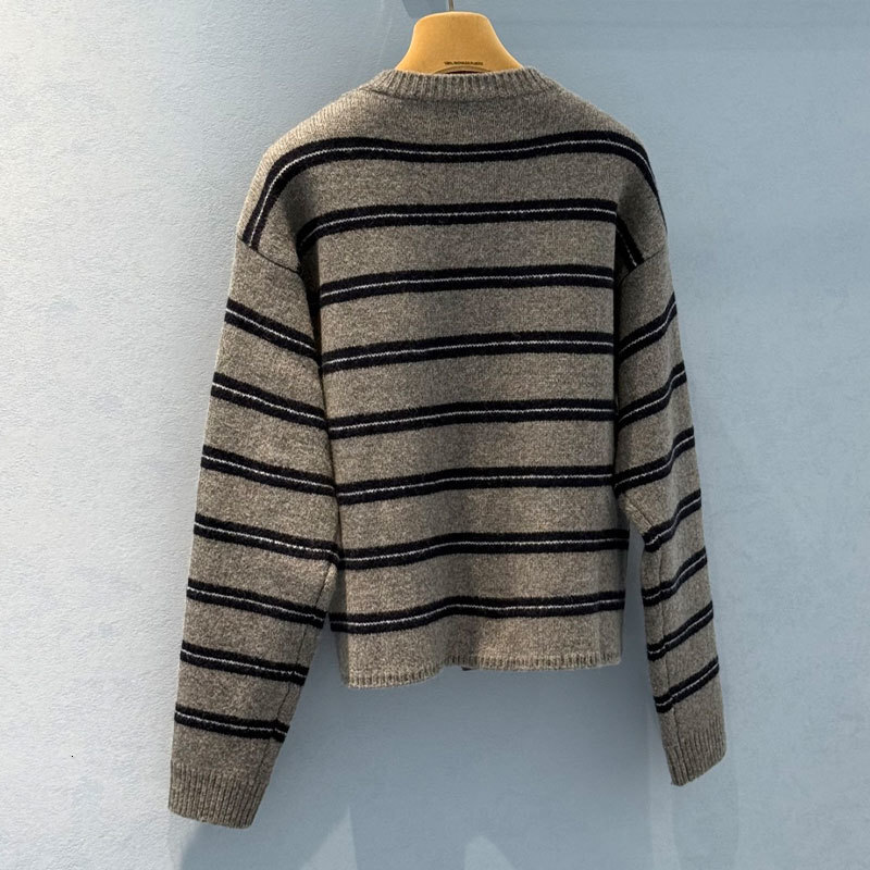 Designer Women's Gray Striped Knit Cardigan Luxury Round Neck Single Breached Sweater Cashmere Wool Blend Classic Long Sleeve Letter Embroidery C