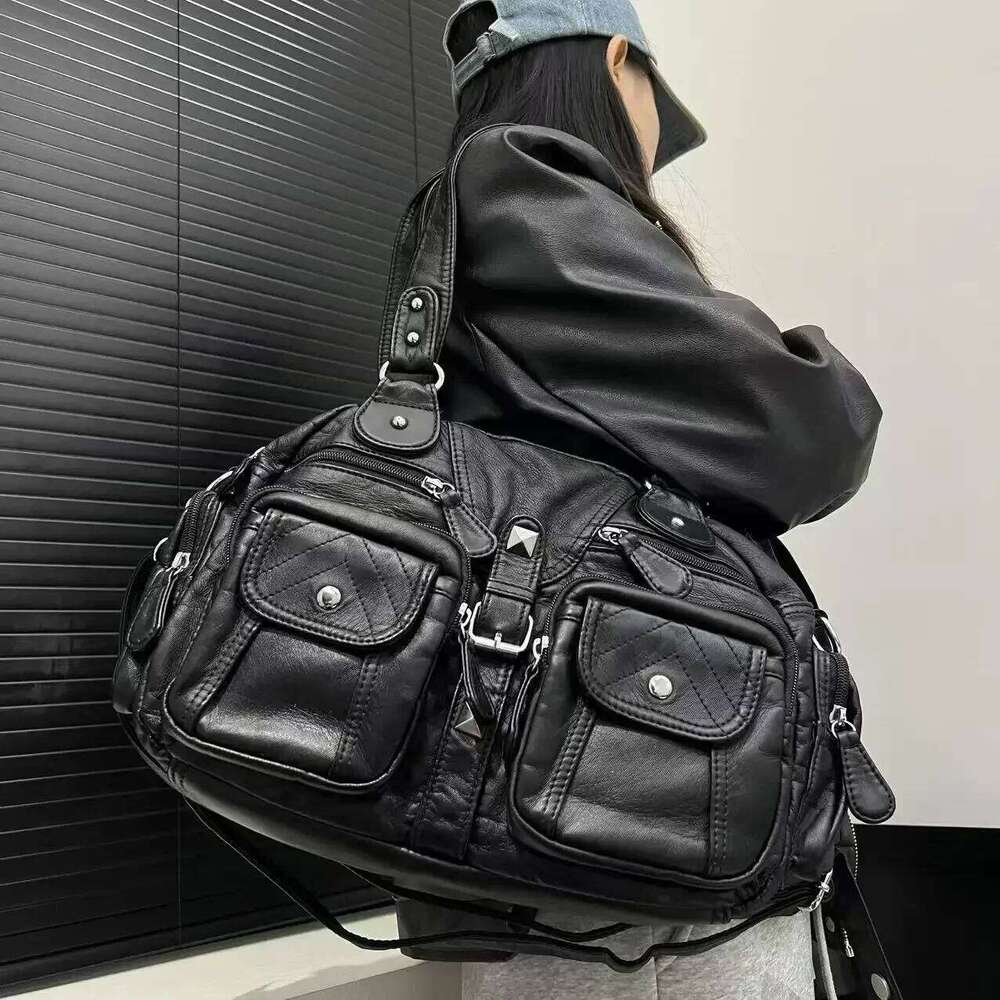 Ladies' Fashionable Retro Vintage Hot Girl Motorcycle Tote With Large Capacity Y2k Washed Vegan Leather Shoulder Bag