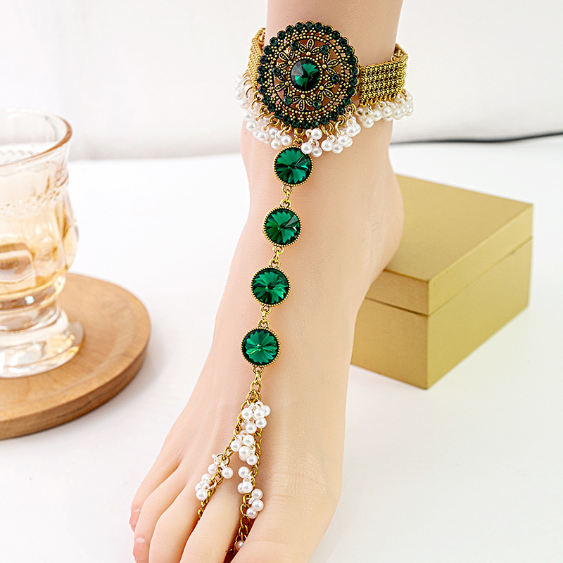 Jewelry Elegant Unisex Round Anklet: Distinctive Tribal-Inspired Charm for Your Feet Trendy Single Piece Beaded Anklets Timeless Boho Chic Accessory