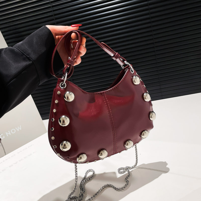 2025 autumn new handbag Korean style niche design versatile trend fashionable rivet bag women's shoulder bag designer bag
