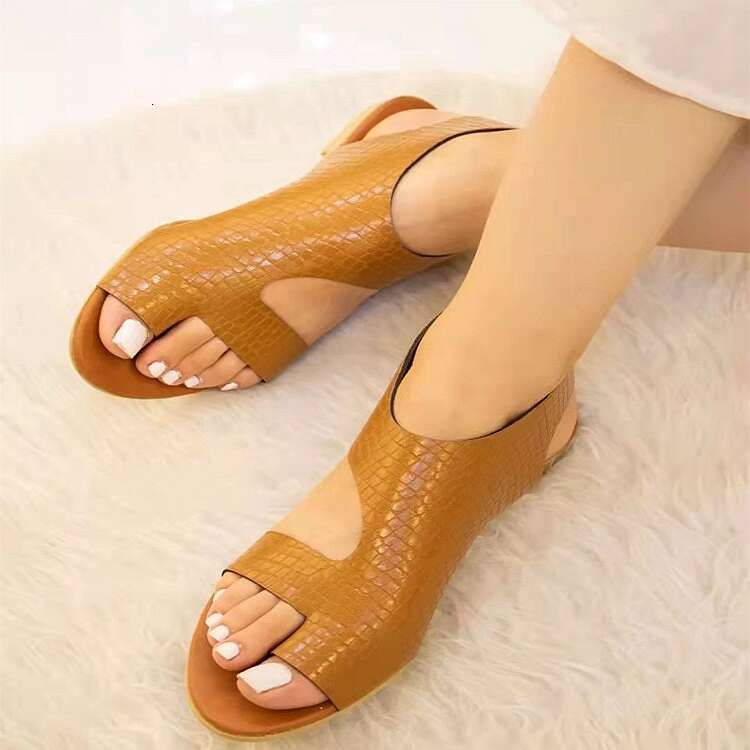 Summer Women's Roman Sexy Open Toe Fashion Leather Outdoor Beach Sandals Plus Size Women Shoes A0099