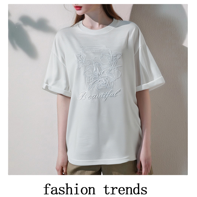 Women's T-Shirt Women's White Short - Sleeve T - Shirt with Exquisite Floral Embroidery and "Beautiful" Lettering, Casual Loose Fi