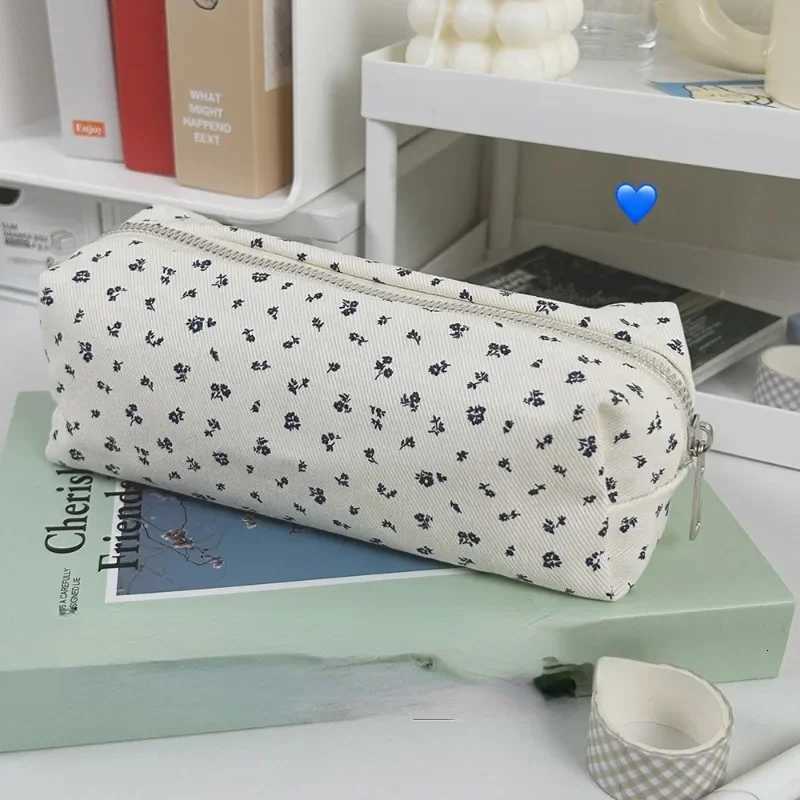 Cute Multifunctional Floral Pen Bag Student Cartoon Stationery Bag Large Capacity Pencil Case Stationery Organizer School OfficeXJ250910