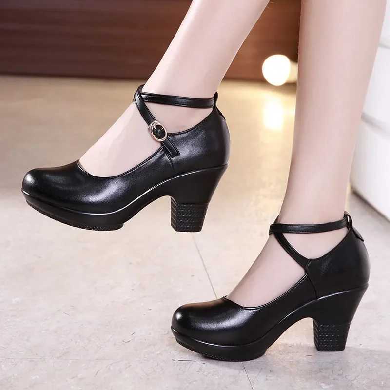 7cm Small Size 3243 Gladiator Pumps Women Genuine Leather Shoes 2024 Med Block Heels Platform Shoes for Office Model Dance Mom W250910
