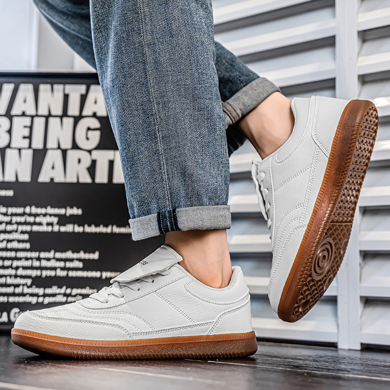 Casual Mens Sneakers with Platform Design for Daily Wear