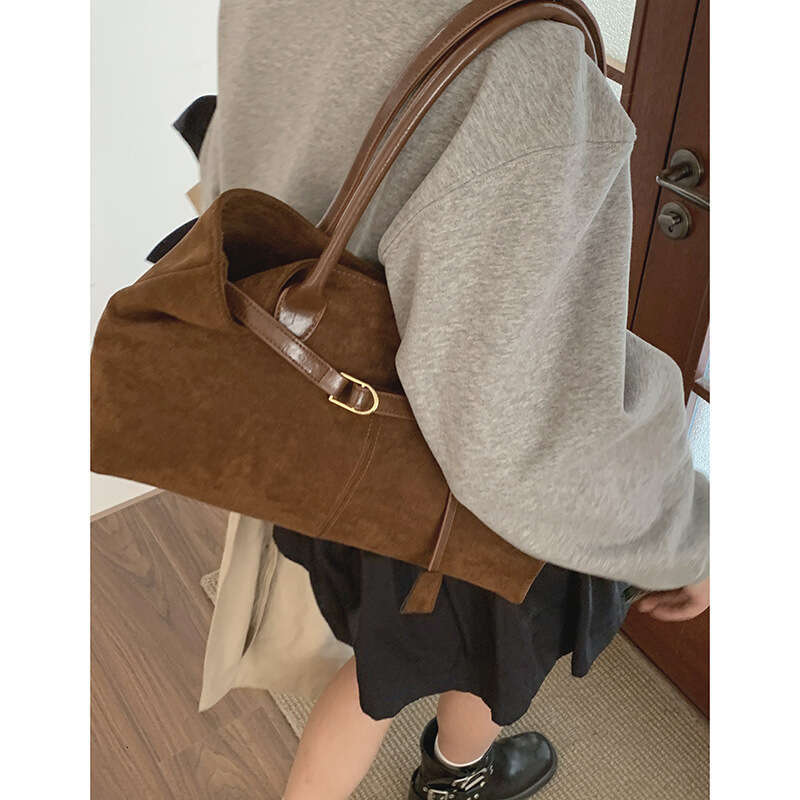 Autumn Suede Velvet Underarm for Women 2025 New Handheld Tote Large Capacity Commuter Shoulder Bag