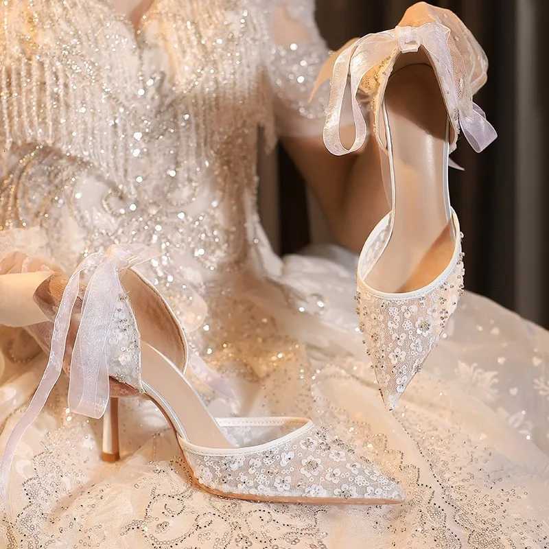 French Style White Wedding Shoes Senior Sense Wrapped Head Sandals WomenS Summer Lace Mesh Hollow High Heels Bride Single Shoes W250910