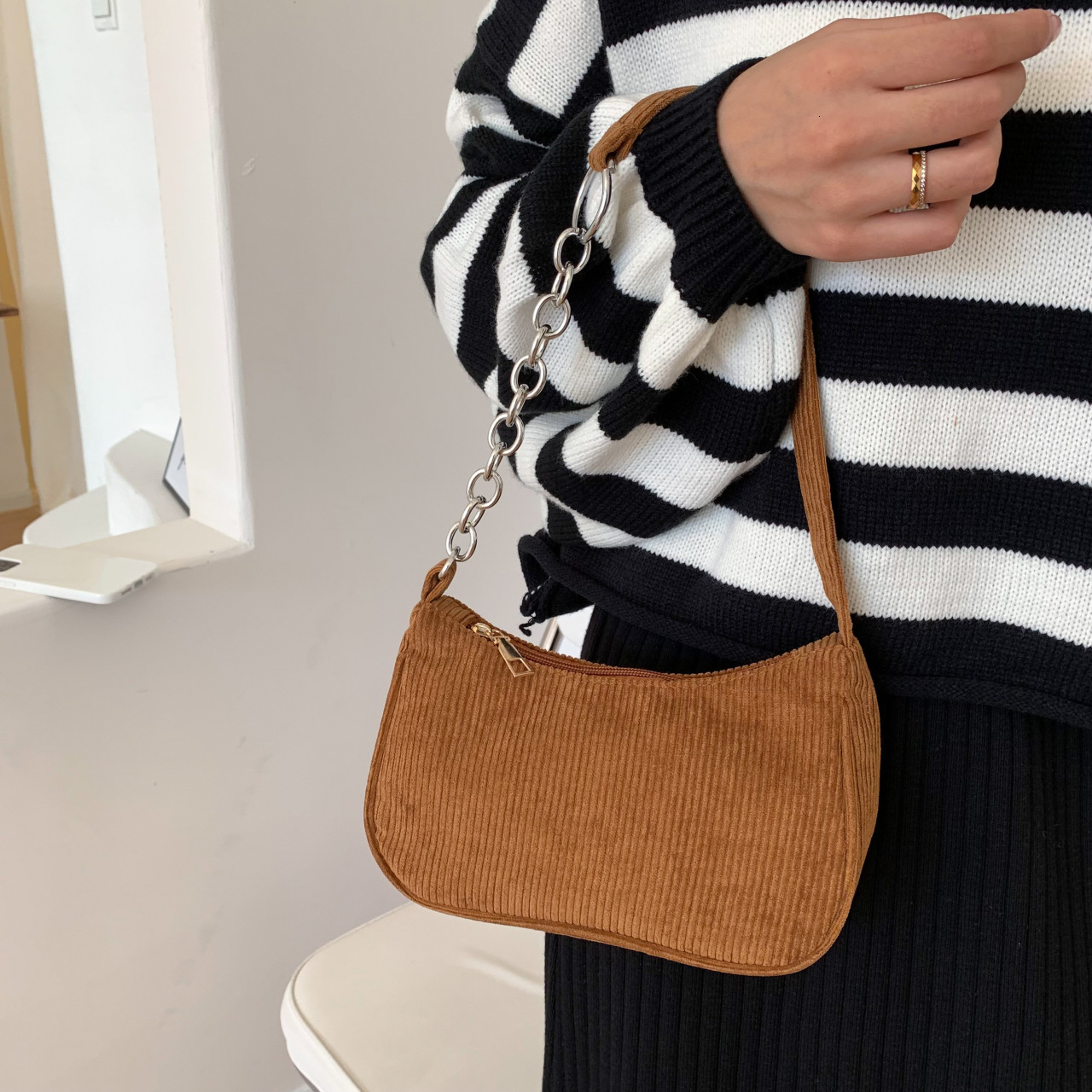 New Corduroy Chain Underarm Bag Luxury Bag For Women Vintage Plush Free Shipping Handbag Simple Designer Bag Trendy Shoulder Bag Wholesale
