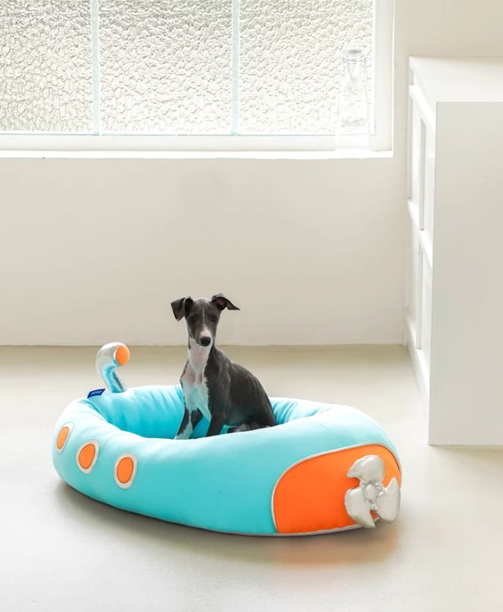 Durable Washing Machine Safe Dog Mat: Portable Cooler Pet Den Ideal for Canine Comfort