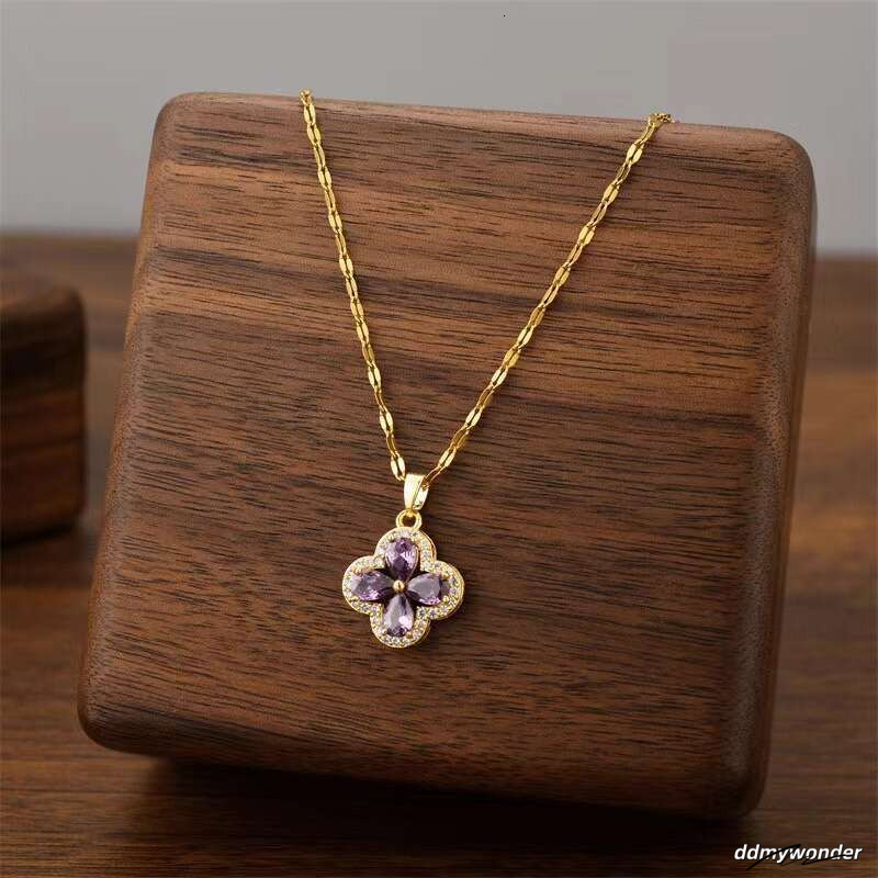 New Violet Four-Leaf Clover Necklace Fashion Versatile Clavicle Chain For Women Light Design High-End Feel ddmywonder ddmywonder ddmywonder