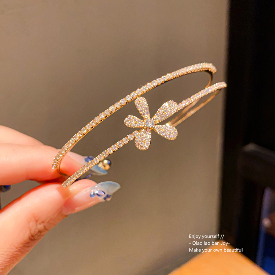Gold-Tone Double-Layer Open Bangle With Full Crystal Pave & Crystal Flower Accent, Luxe Sparkly Style, Perfect For Elevating Elegant Daily/Party Looks
