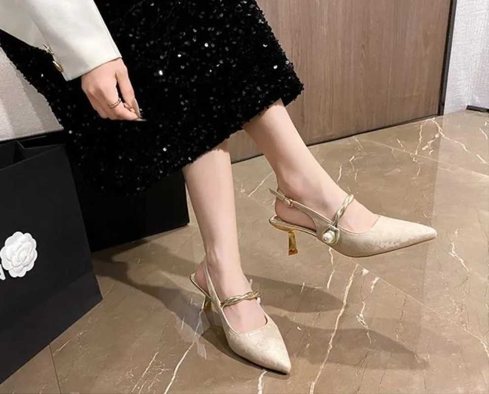 2024 New Summer Fashion Pointed Toe Pearl Shoes Women Sexy Women Sandals High Heels Banquet Women Shoes W250910