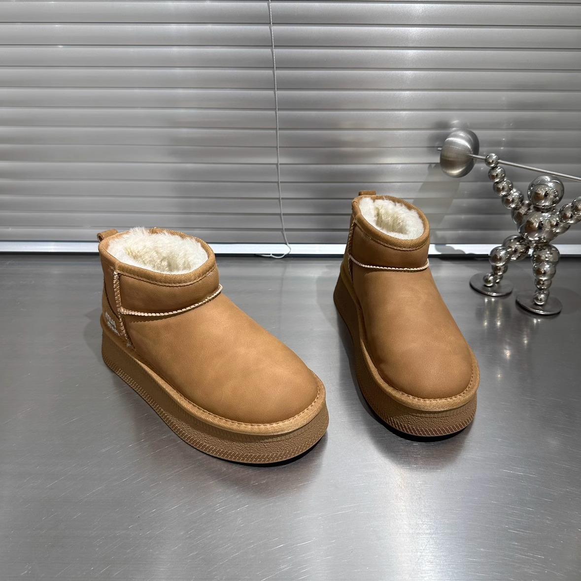 Free shipping Designer Boots Thick soled snow boots for women in winter with added fleece thick insulation anti slip cotton boots maroon