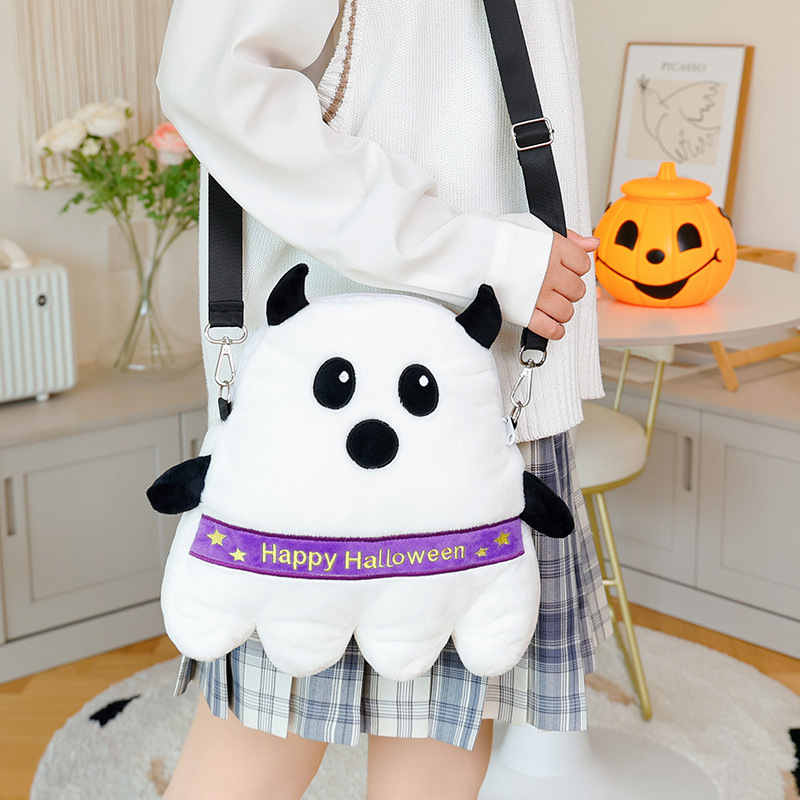 2025 new Halloween skeleton ghost plush jumpbag luxury bag bat plush shoulder bag designer packaging decoration Halloween candy storage bag
