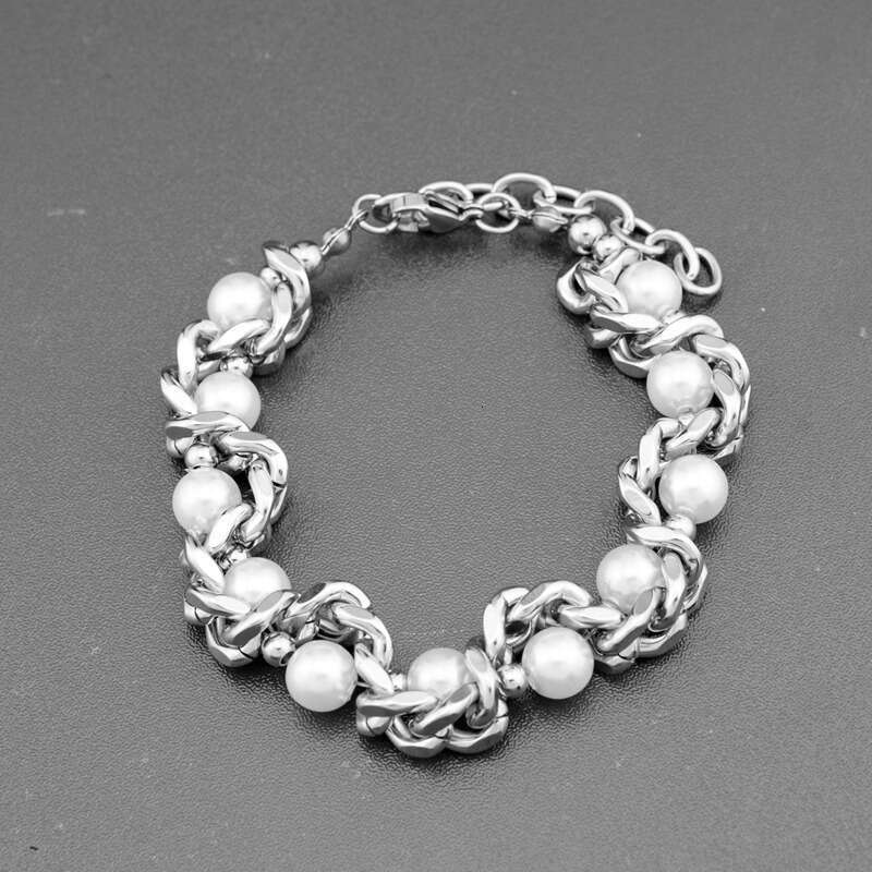 Heavy Craft Titanium Steel Wrapped Pearl Necklace Niche Light High-end Sense Neck Personalized Collarbone Chain Accessories Bracelet