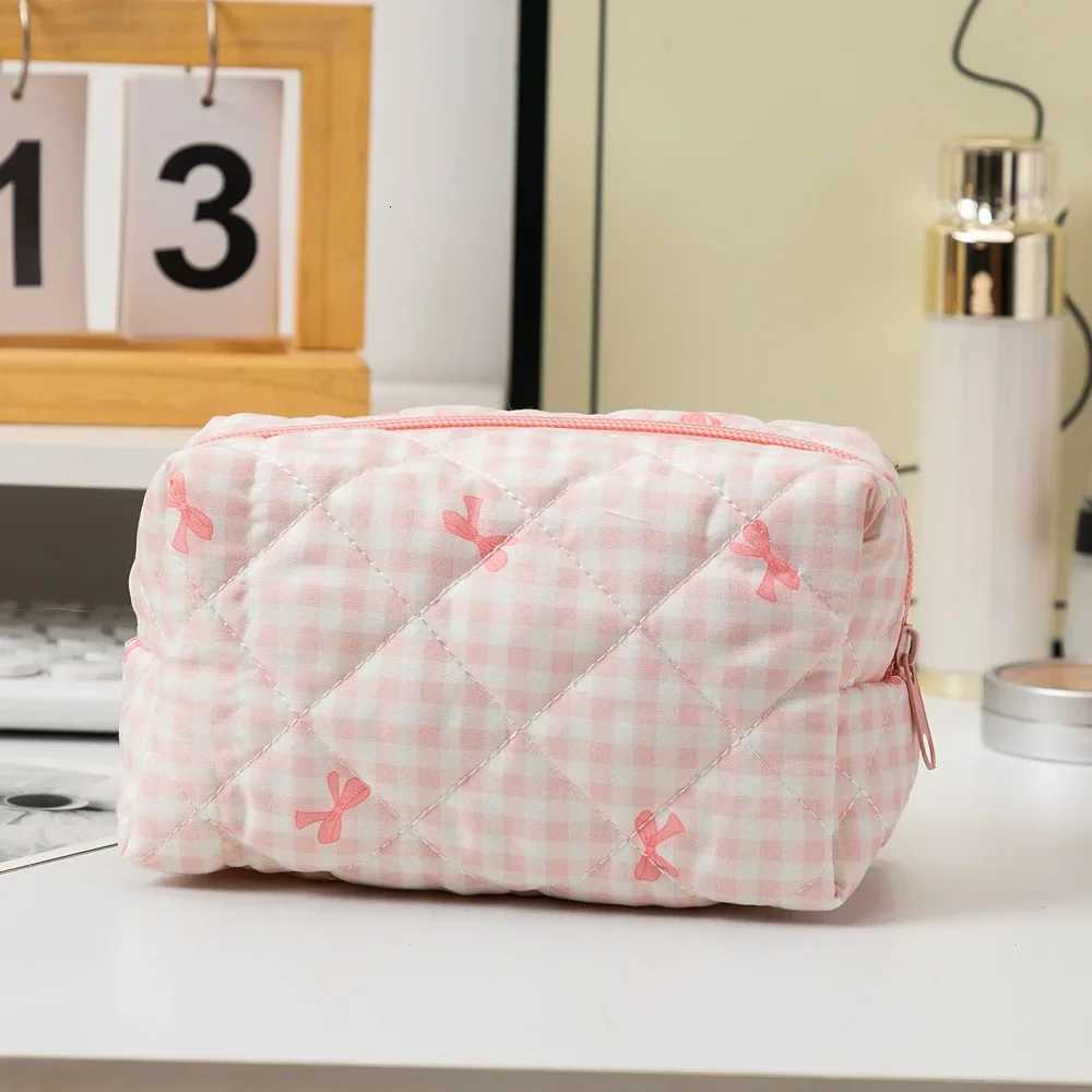 Fashion Bow Floral Makeup Bag Large Capacity Portable Cosmetic Storage Bag Cotton Makeup Wash Bag Cosmetic Organizer PouchXJ250910