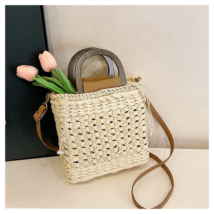2025 new woven shoulder bag designer crossbody bag casual women's small square bag