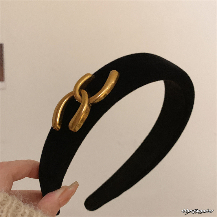 Minimalist High-End For Women Autumn And Winter Internet Celebrity Face Washing Headband Versatile Elegant High Skull Top Hair Accessory 250711