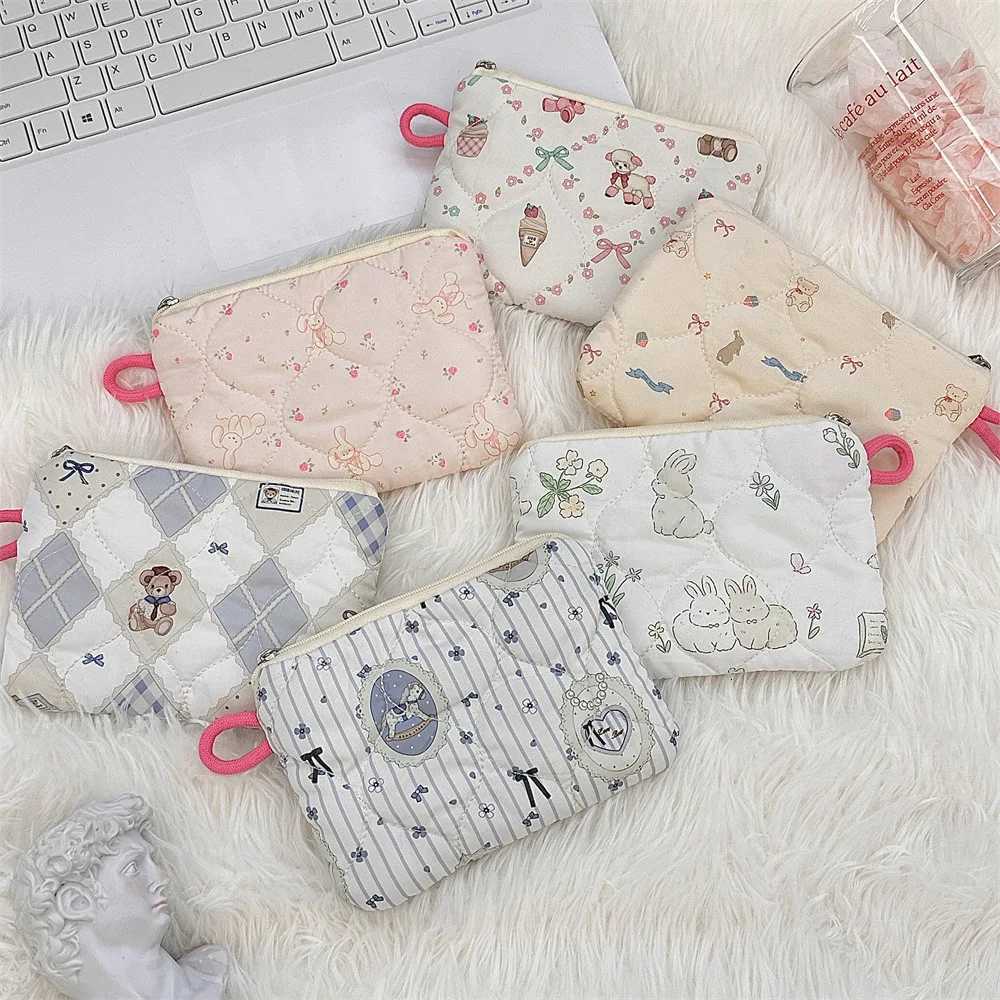 Cute Cartoon Small Travel Cosmetic Lipstick Earphone Card Portable Storage Bag Purse Women Mini Makeup Handbags Wallet Pouch BagXJ250910