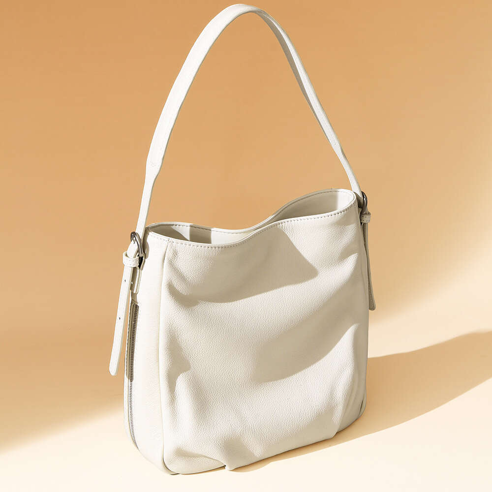 Luxury bag Trendy Fashion for Women High End Genuine Leather Shoulder Commuting Underarm Bag Simple Versatile Bucket