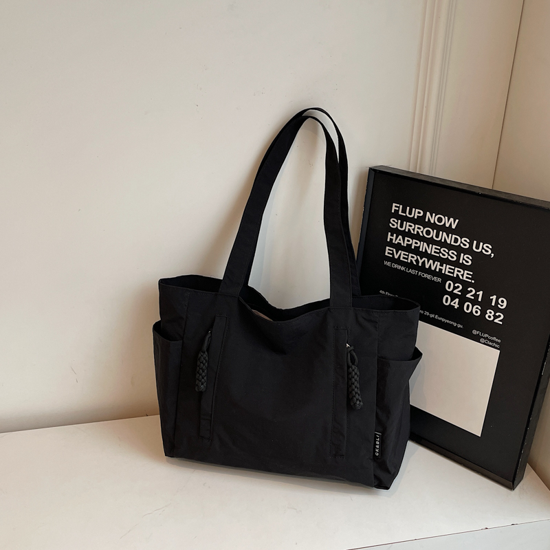 Women's large capacity handbag, student premium spacious bag, simple and versatile shoulder bag, women's essential crossbody bag for shoppin