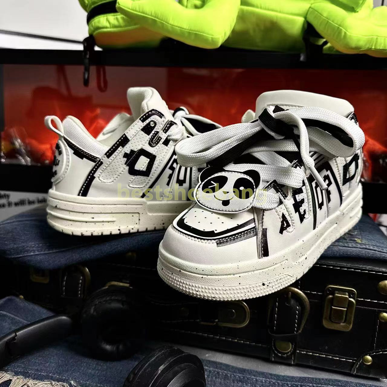 designer shoes womens sneakers mens trainers casual breathable mesh non-slip soft sole stylish panda black graffiti white mens shoes size 36-44