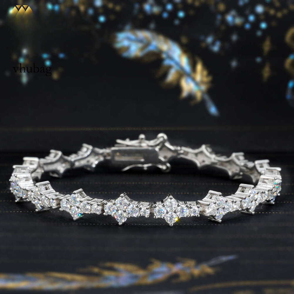 Stylish Fashion Femme Design Sterling Sier VVS Moissanite Dia Iced Out Four Leaf Clover Cross Tennis Chain Bracelet