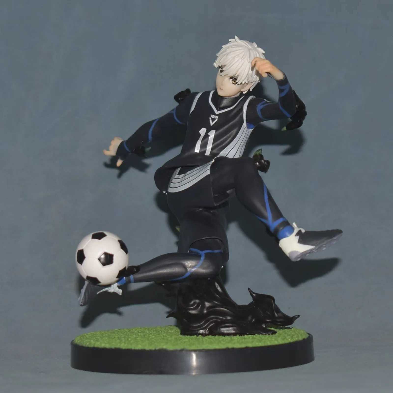 12CM Anime Gekijouban Blue Lock Episode Nagi Seishirou Figure Football Animation Toy Model Gift Collection PVCXJ250910