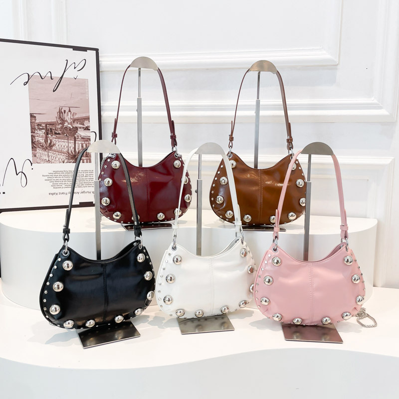 2025 autumn new handbag Korean style niche design versatile trend fashionable rivet bag women's shoulder bag designer bag