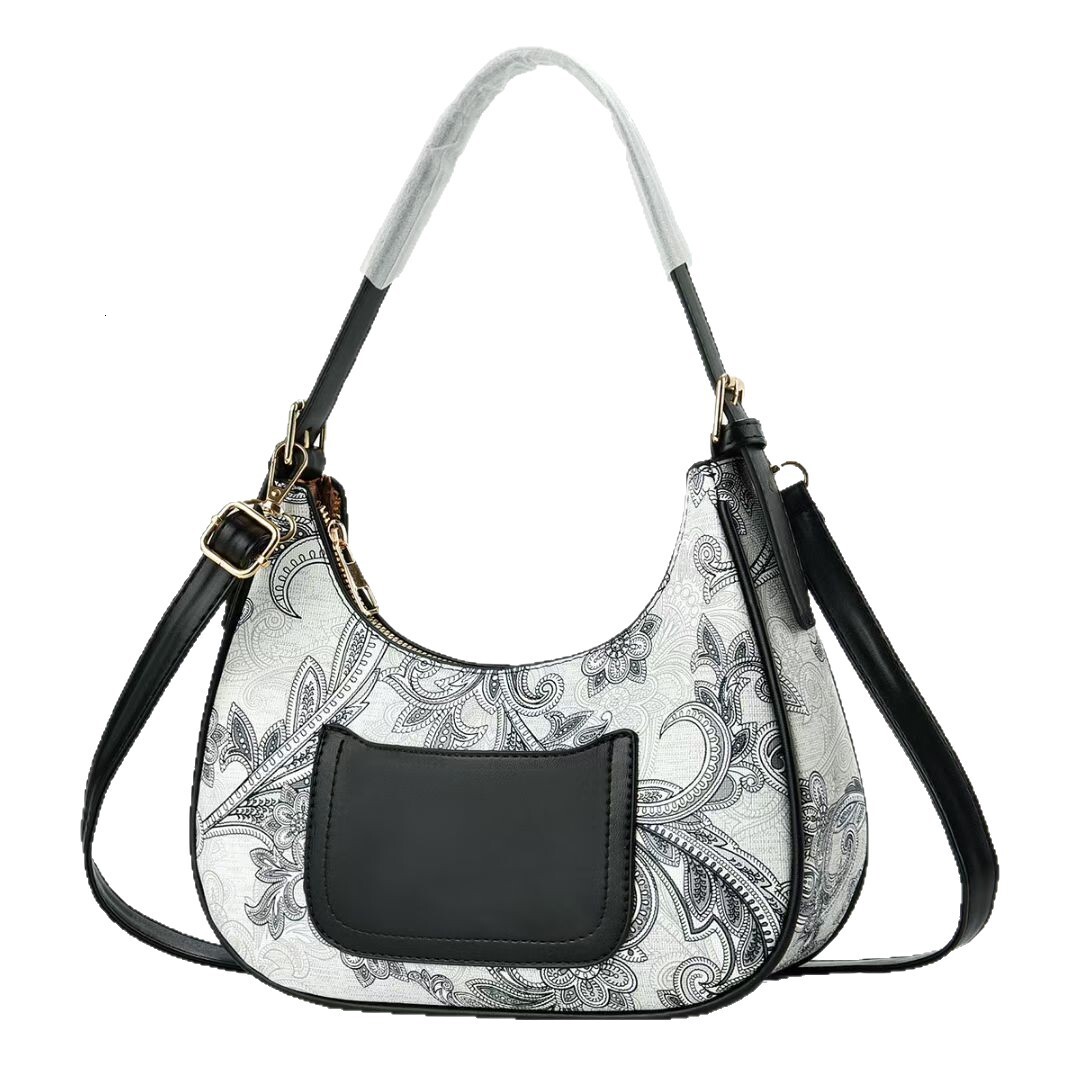 French Style Single Shoulder Bag Free Shipping Bag For Women Designer Bag Commuting Printed Niche Spring Summer Versatile Super Popular Crossbody Luxu