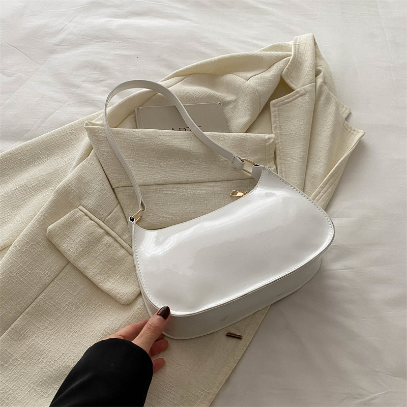 Trendy Fashion Free Shipping Korean Style Single Shoulder Bag For Women Spring New Versatile Ins Pure Color Gentle Small Designer Bag Luxury Bag Squar