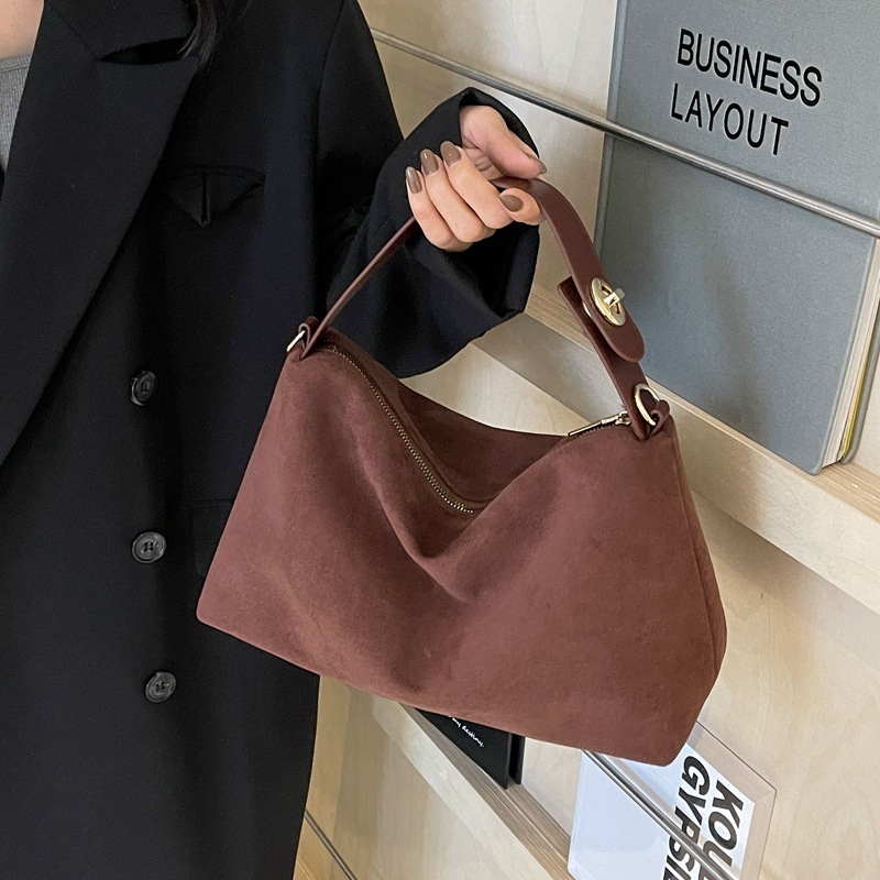 Free shipping designer Vintage Matte Handbag Niche Underarm Bag Women Winter New Single Shoulder Bag Tote Bag Versatile Suede Crossbody Bag