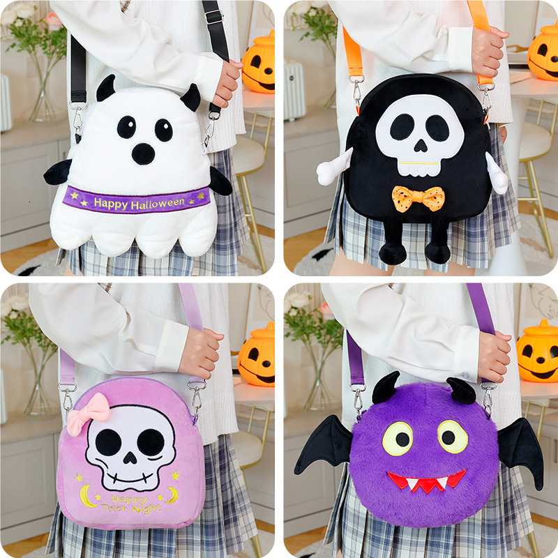 2025 new Halloween skeleton ghost plush jumpbag luxury bag bat plush shoulder bag designer packaging decoration Halloween candy storage bag