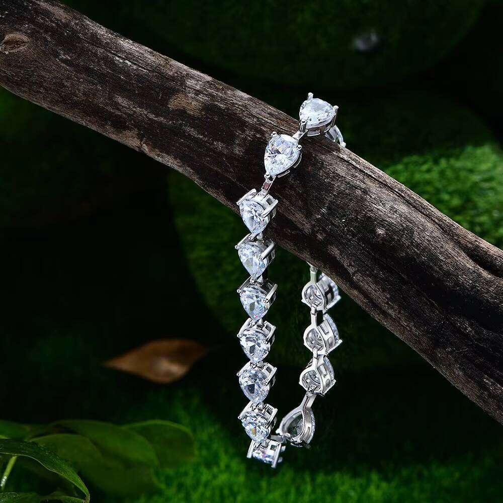Custom Fine Jewelry Inlay Moissanite Four Leaf Clover Sterling Sier Charm Bangles Bracelets for Women