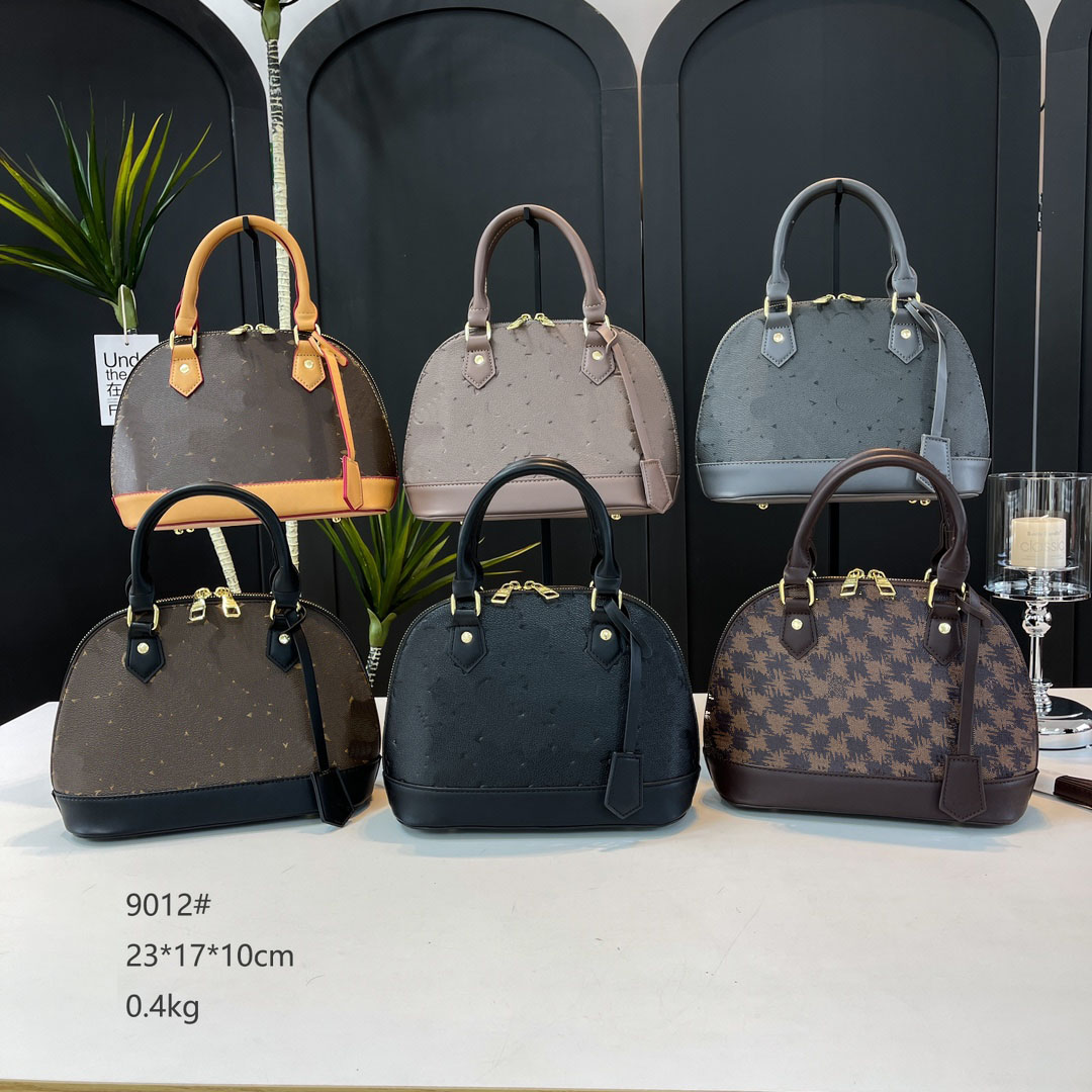 Designer bag makeup bag Fashion Trends top Luxury Bag Shoulder bag Handbag Tote Bag Alphabet print pattern Evening bag Half Moon Shell Bag Vintage Inspired bags