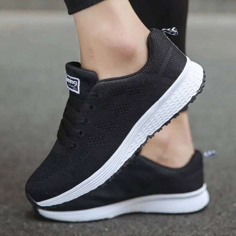 Women Casual Shoes Fashion Breathable Walking Mesh Fl atSh oesSneakers White Female Footwear