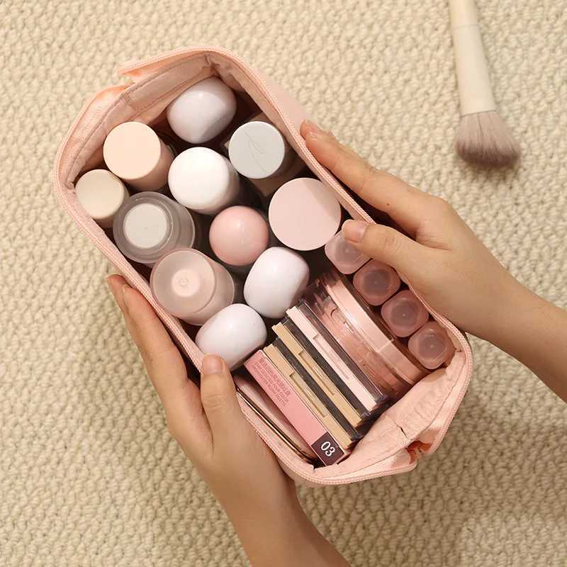 Travel Portable Cosmetics Storage Bag Makeup Organizer Multifunctional Toiletries Handbag Maquillage Cosmetics Organizer BagsXJ250910
