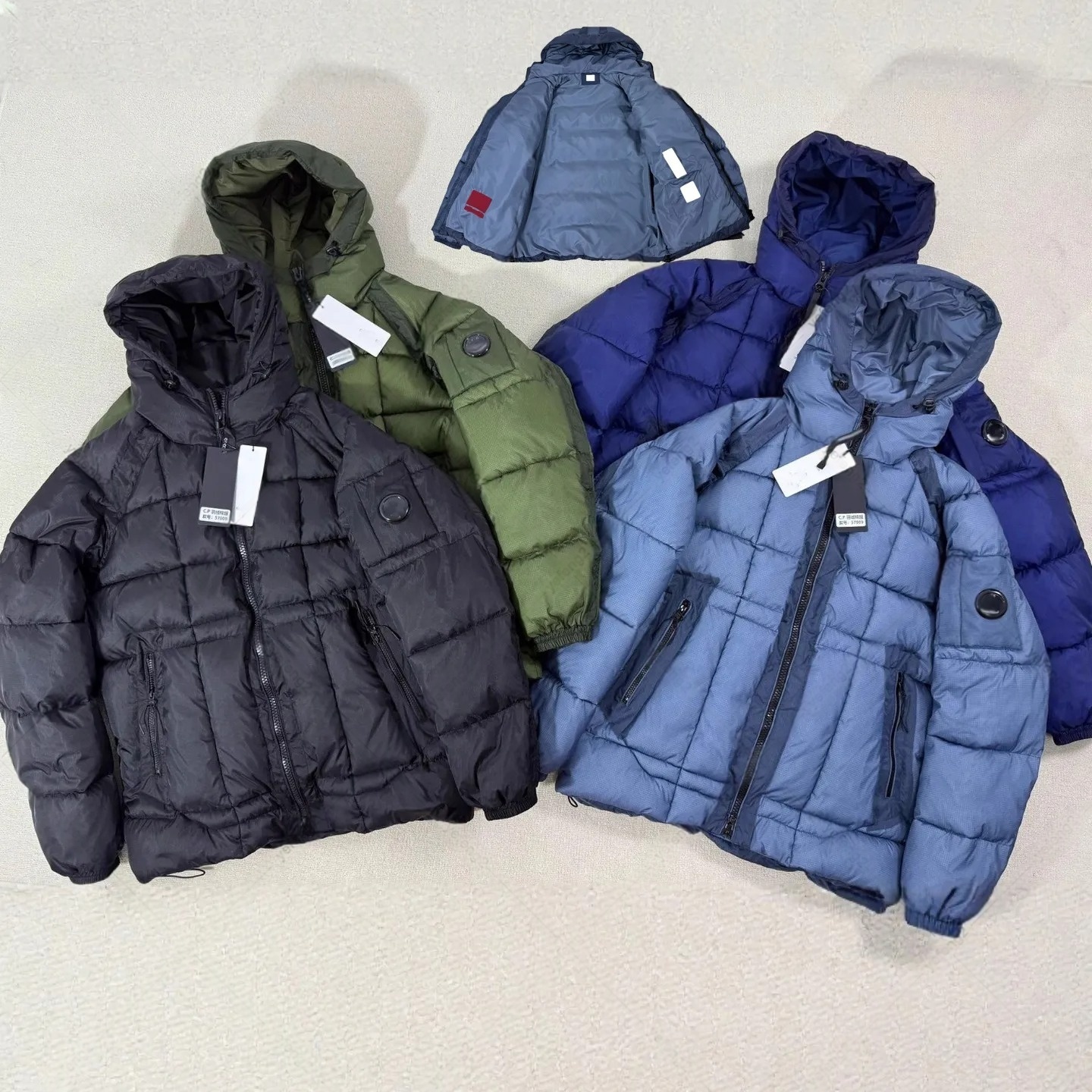 Mens jacket designer zipper hoodies classic glasses Fashion company autumn and winter couple bomber jackets