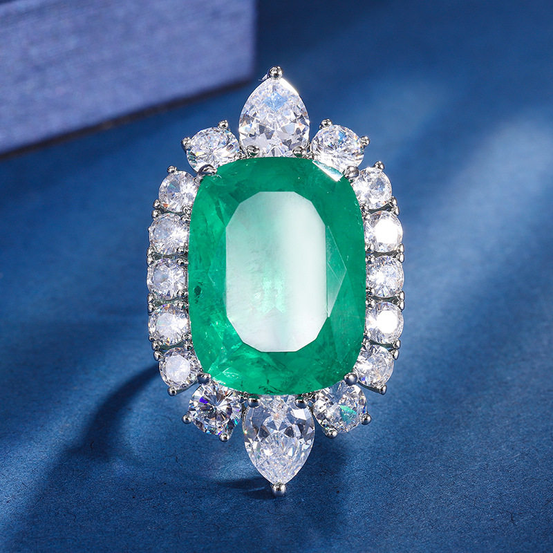 Luxury Brand Designer Jewelry Zhuang Shengsheng Jewelry European And American Retro Imitation Emerald Leopard Luxury Inlaid Set Main Stone 15*20 Earri