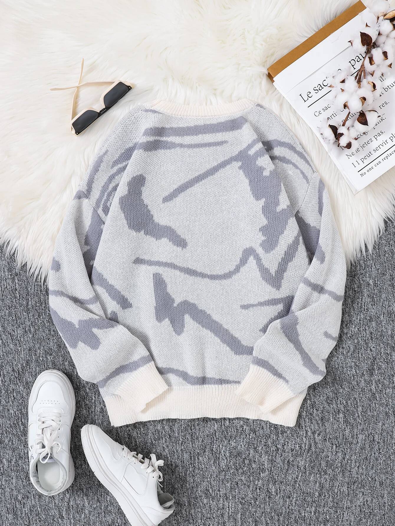 New Popular Spring Autumn Graffiti Jacquard Pattern Sweater Casual Round Neck Contrast Color Knitted Men's Pullover dongdumaoyi