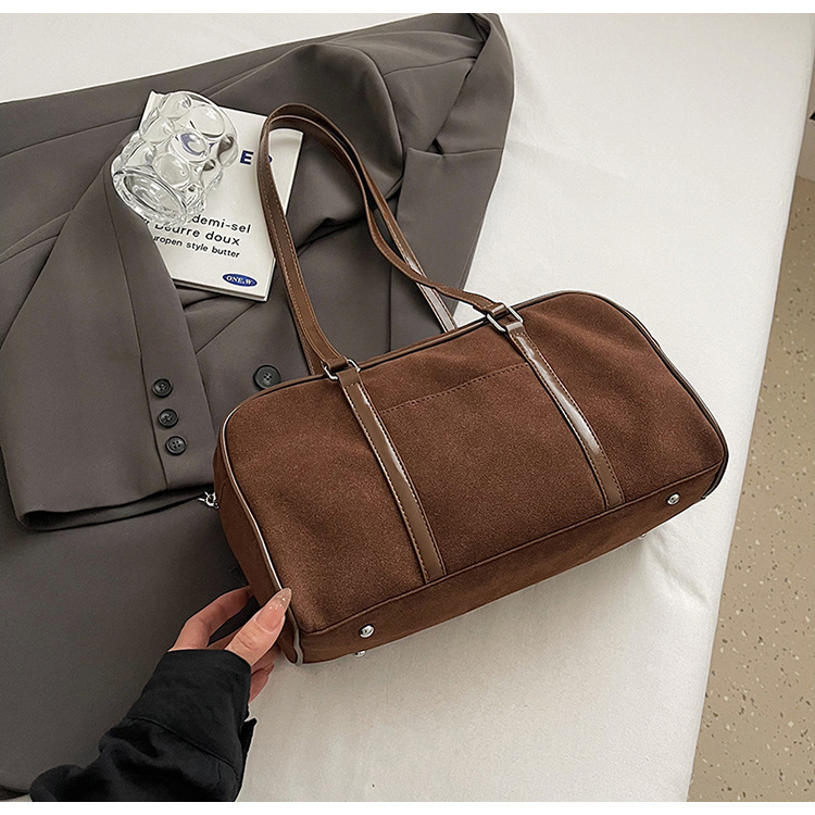 Free shipping designer Casual Versatile Single Shoulder Bag Small Square Bag New Retro Fashion Handbag Matte Large Capacity Commuter Bag Boston Bag