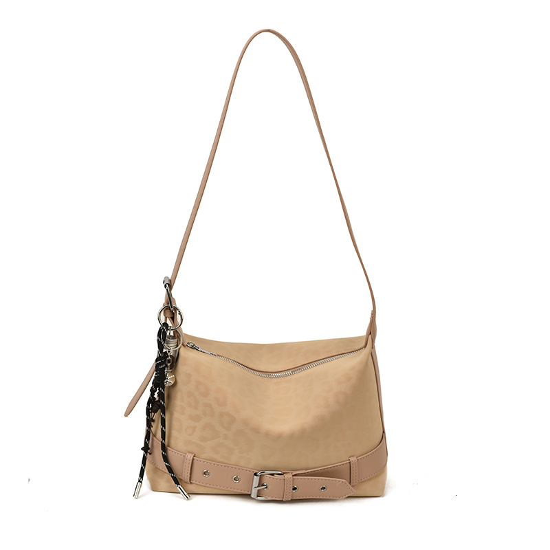 Free shipping designer High-end Single Shoulder Bag for Women Vintage Matte Large Capacity Tote Bag Versatile Commuter Bag Crossbody Bag