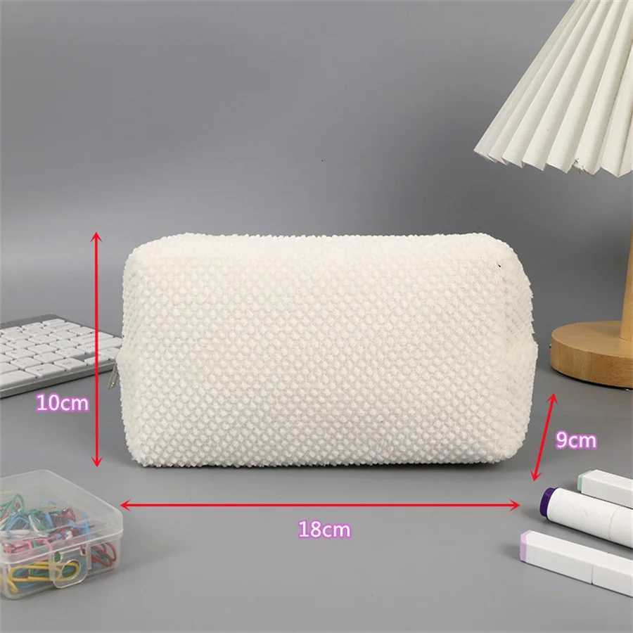 Solid Plush Cosmetic Lipstick Storage Bag Pencil Case Women Girls Makeup Handbags Travel Organizer Pouch Pen Bags Toiletry KitXJ250910
