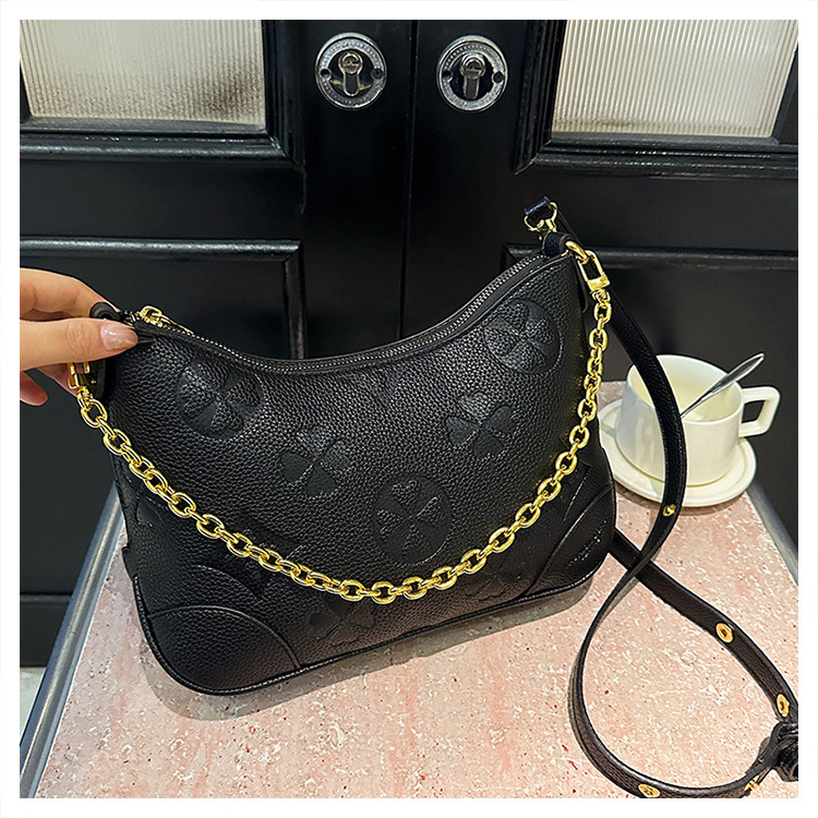 new Free shipping designer bag Fashionable handbag with soft texture comfortable simple and durable