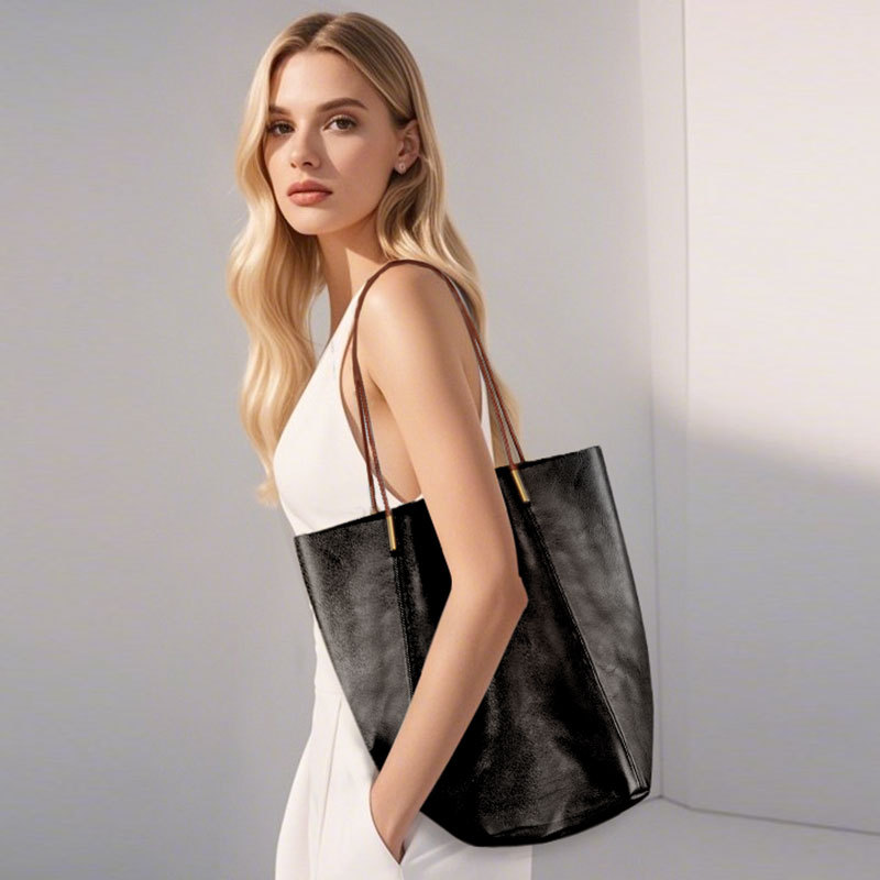 Single shoulder JOGUJOS leather large capacity commuter leisure high quality female tote bag